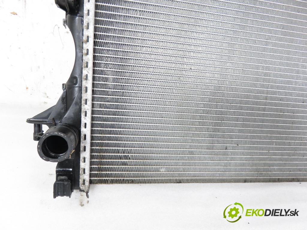 RENAULT ESPACE IV (JK0/1_) MINIVAN 2005 100,00 2.0 (JK09) - F4R 792 1998,00 chladič vody 8200302463A
