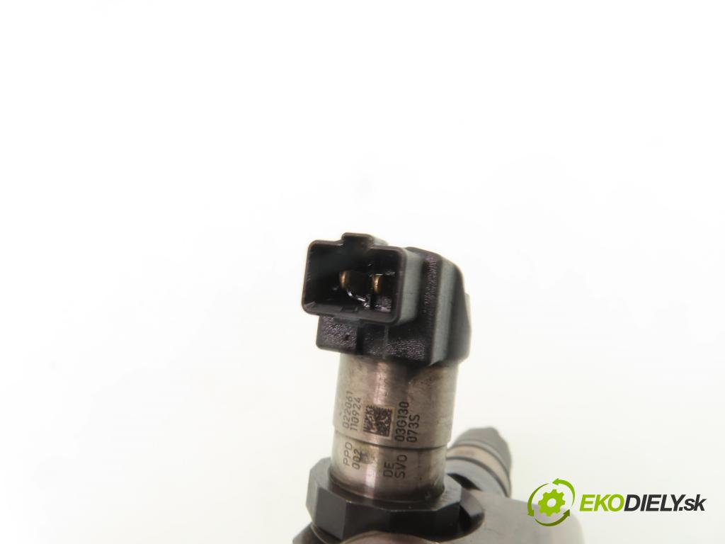 VW PASSAT B6 Variant (3C5) KOMBI 2007 103,00 2.0 TDI 16V - BKP 1968,00 Vstrekovač 03G130073S (Vstrekovač paliva)