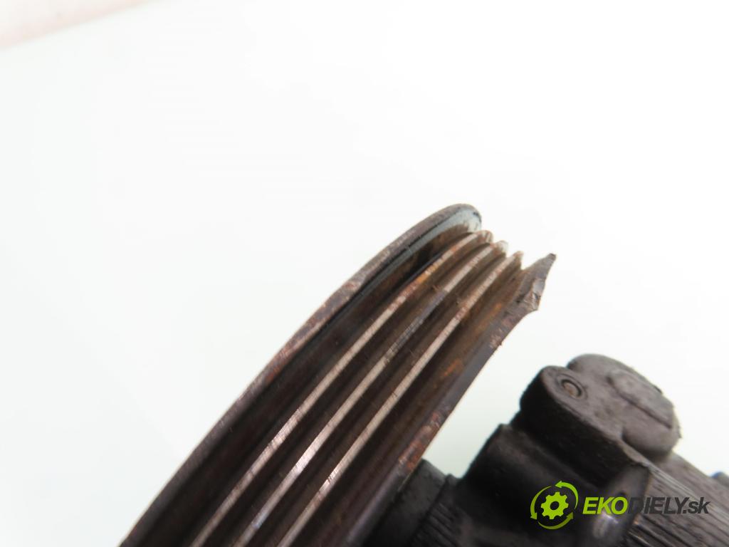 CHRYSLER VOYAGER IV (RG, RS) VAN 2003 105,00 2.5 CRD 143 - ENJ 2499,00 pumpa servočerpadlo 20602164F (Servočerpadlo)