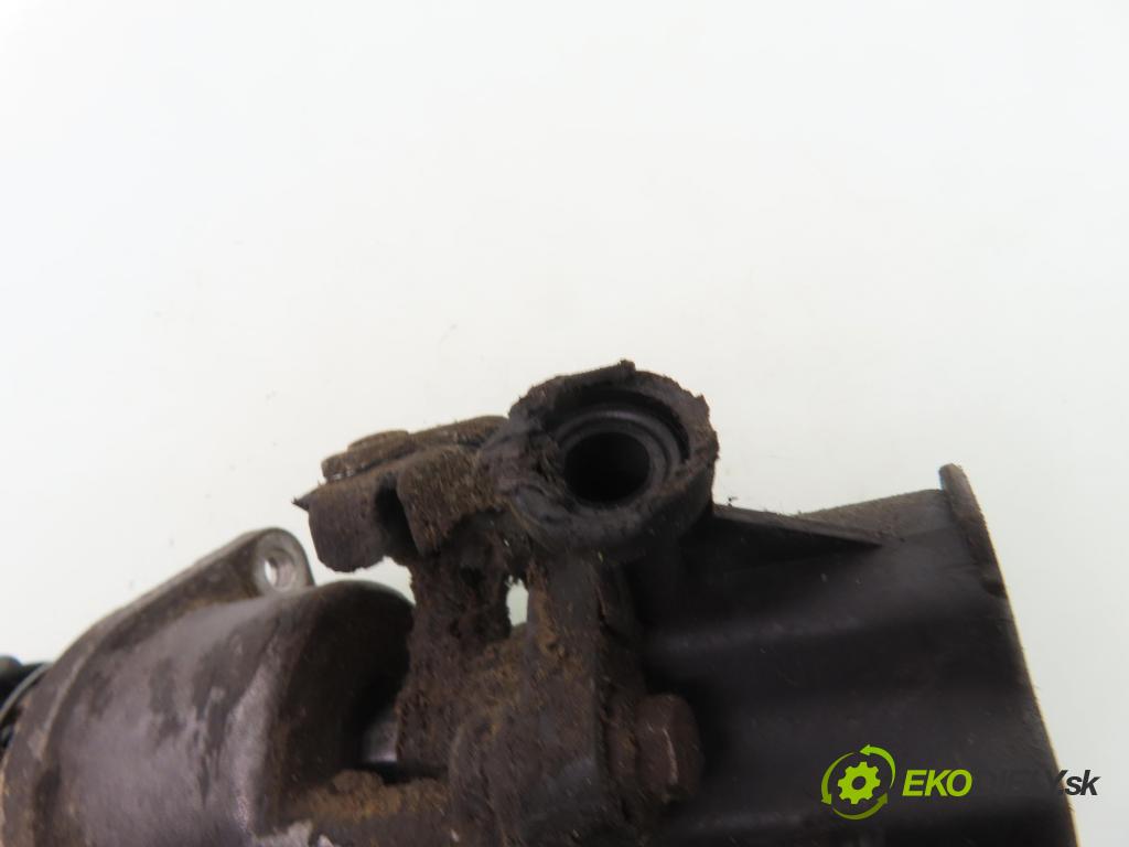 VW PASSAT B3/B4 Variant (3A5, 35I) KOMBI 1997 66,00 1.9 TDI - 1Z 1896,00 Kulisa prevodovky 357711188A