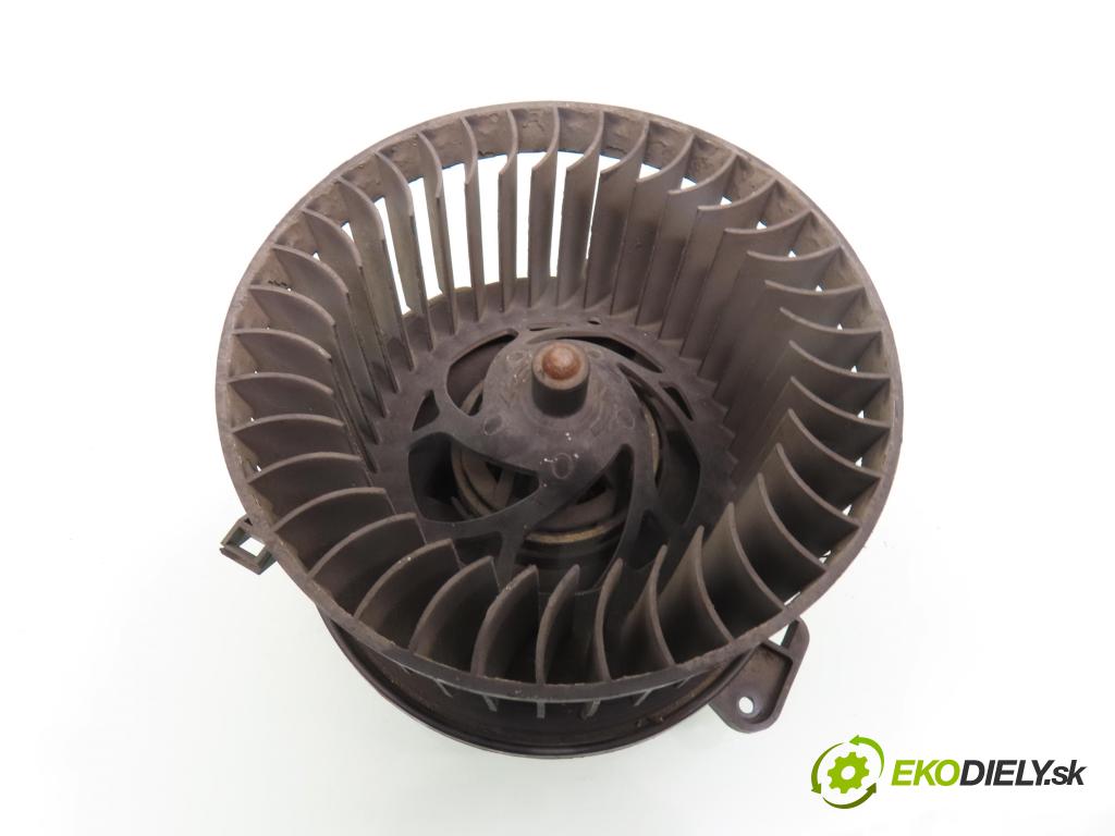 PEUGEOT PARTNER Skrzynia (5_, G_) CHLODNIA 2003 51,00 1.9 D - WJY (DW8B) 1868,00 ventilátor větráku 030666P