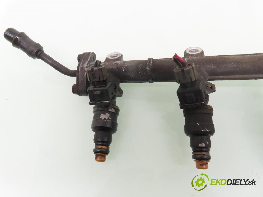 HYUNDAI S COUPE (SLC) COUPE 1995 85,00 1.5 i Turbo - G4EK-TC 1495,00 Lišta vstrekovacia 9250930013 ; 3531022140 (Vstrekovacia lišta)