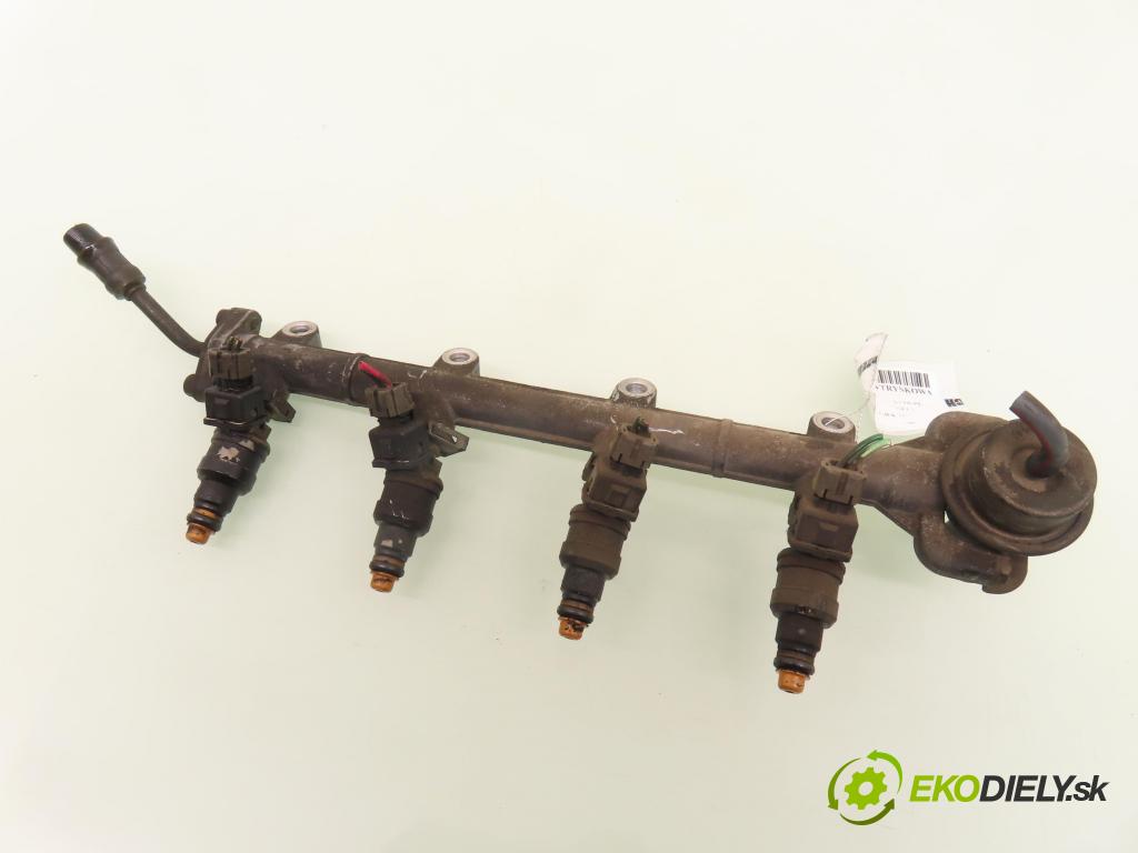 HYUNDAI S COUPE (SLC) COUPE 1995 85,00 1.5 i Turbo - G4EK-TC 1495,00 Lišta vstrekovacia 9250930013 ; 3531022140 (Vstrekovacia lišta)