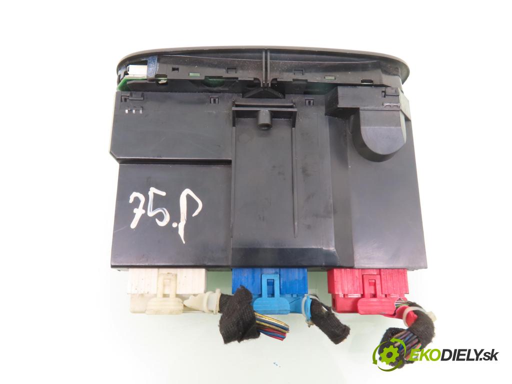 FORD GALAXY (WGR) MINIVAN 1998 107,00 2.3 16V DOHC 146 - E5SA 2295,00 Panel topení KLIMATRONIK 7M0907040AS ; 95VW19988EDW