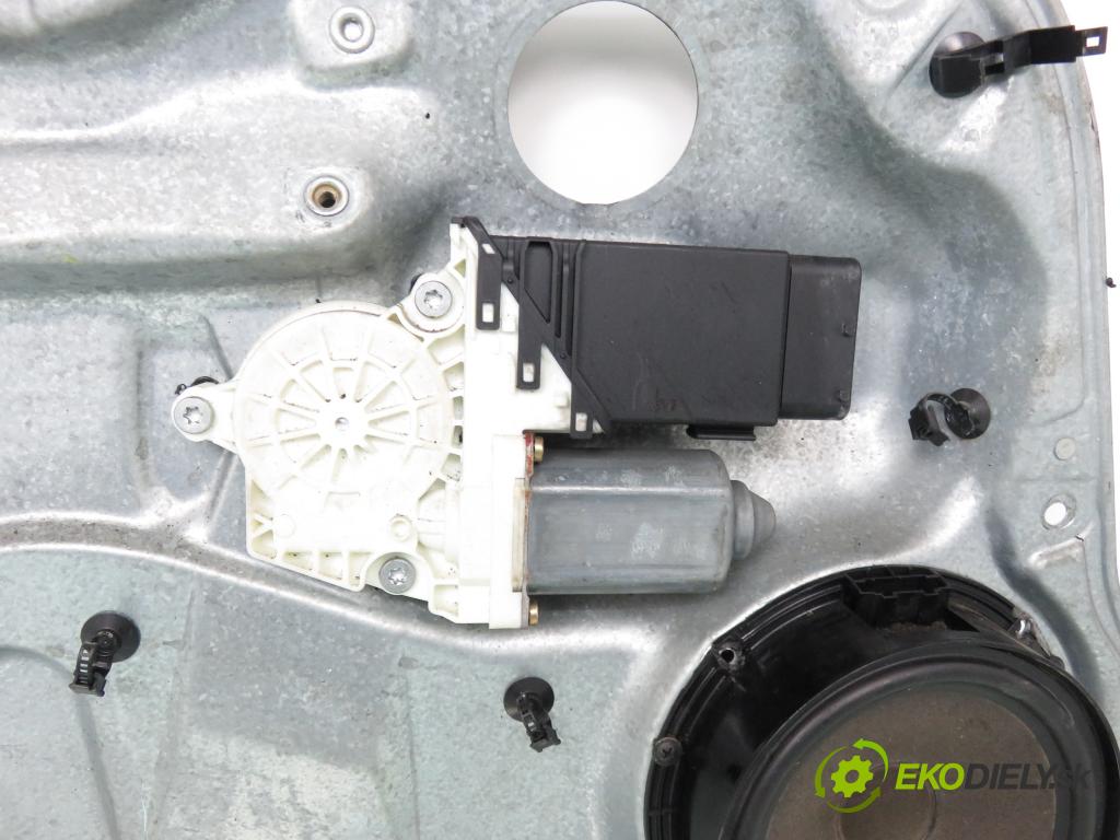 VW GOLF IV (1J1) HB 1997 74,00 1.6 - AKL 1595,00 mechanismus oken 1J4837755 ; 1J4837729E
