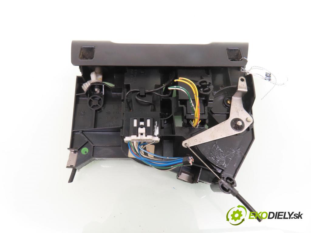TOYOTA CARINA E (_T19_) KOMBI 1997 78,00 1.6 16V (AT190_) - 4A-FE 1587,00 Panel topení KLIMATIZACE: 8473205010