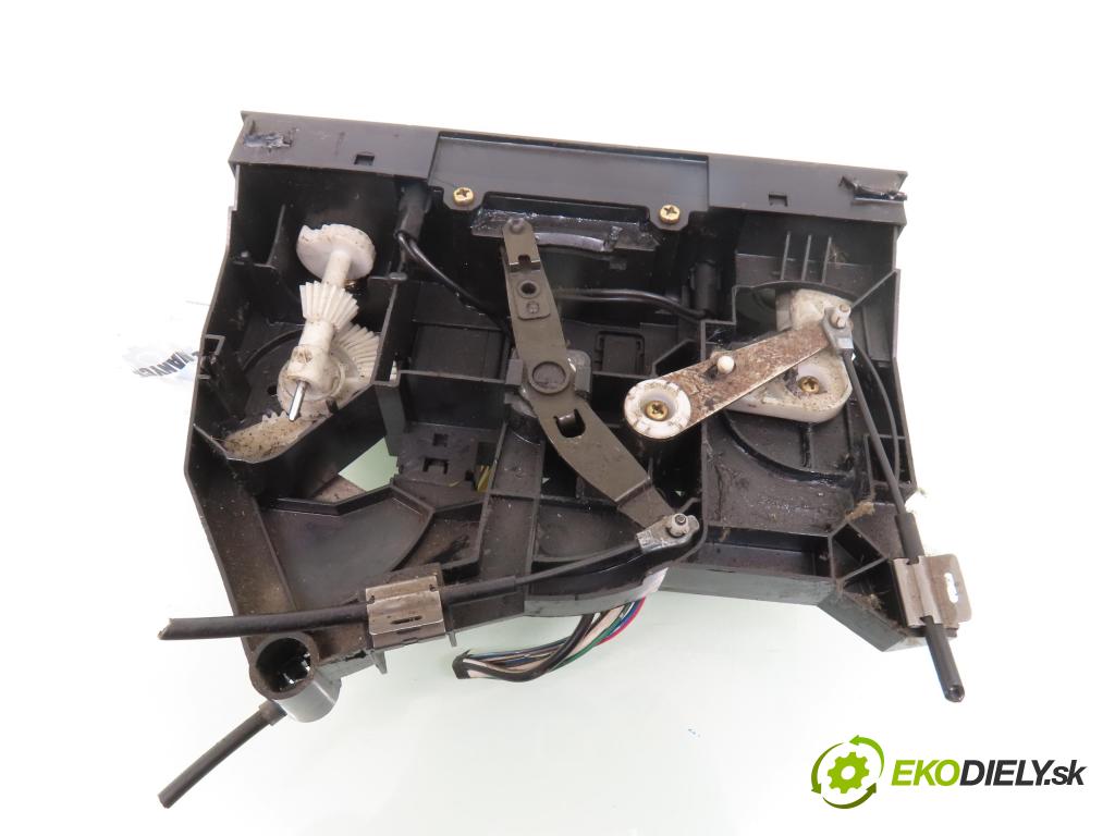 TOYOTA CARINA E (_T19_) KOMBI 1997 78,00 1.6 16V (AT190_) - 4A-FE 1587,00 Panel topení KLIMATIZACE: 8473205010
