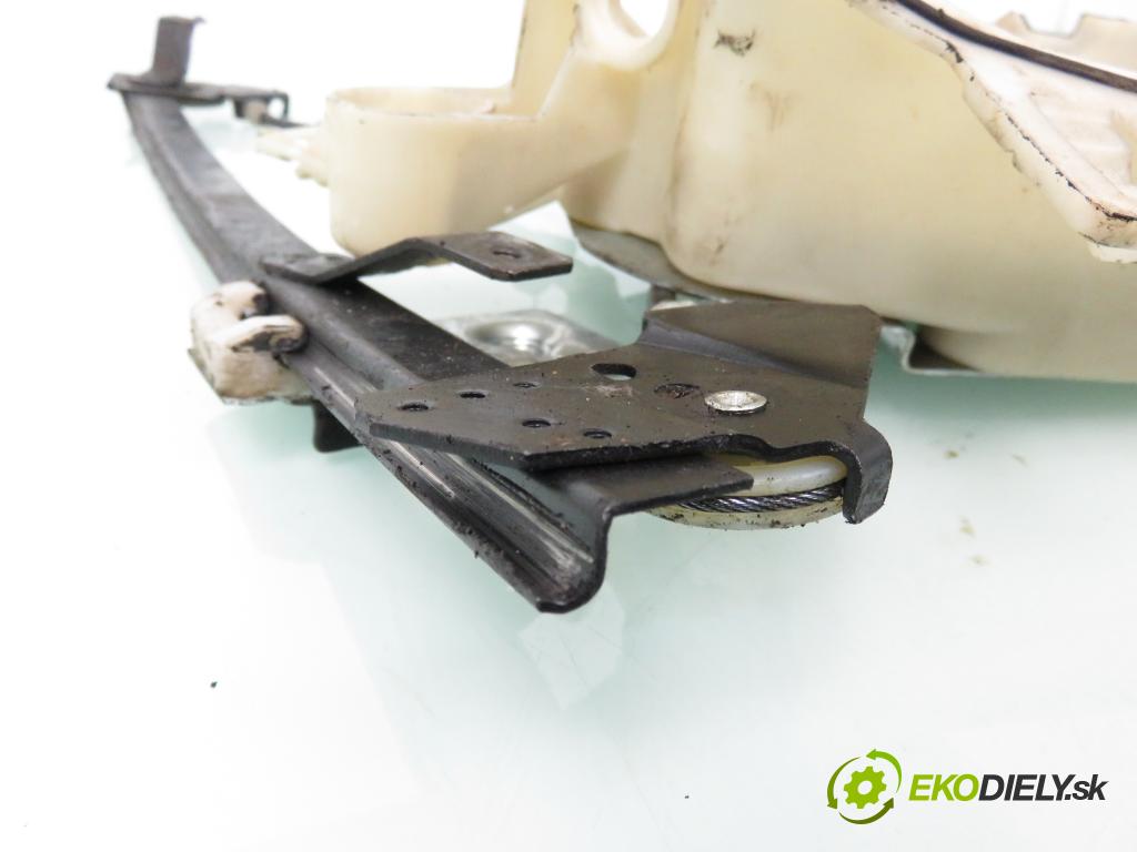 SEAT ALTEA (5P1) MINIVAN 2004 77,00 1.9 TDI PD 105 - BXE 1896,00 mechanismus oken 1K0959793C