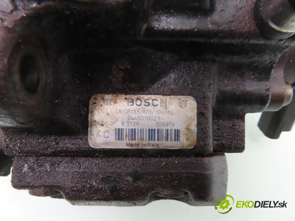 PEUGEOT 607 (9D, 9U) SEDAN 2001 98,00 2.2 HDI - 4HX (DW12TED4/FAP) 2179,00 pumpa vysokého TLAK: 0445010021 ; 0281002493