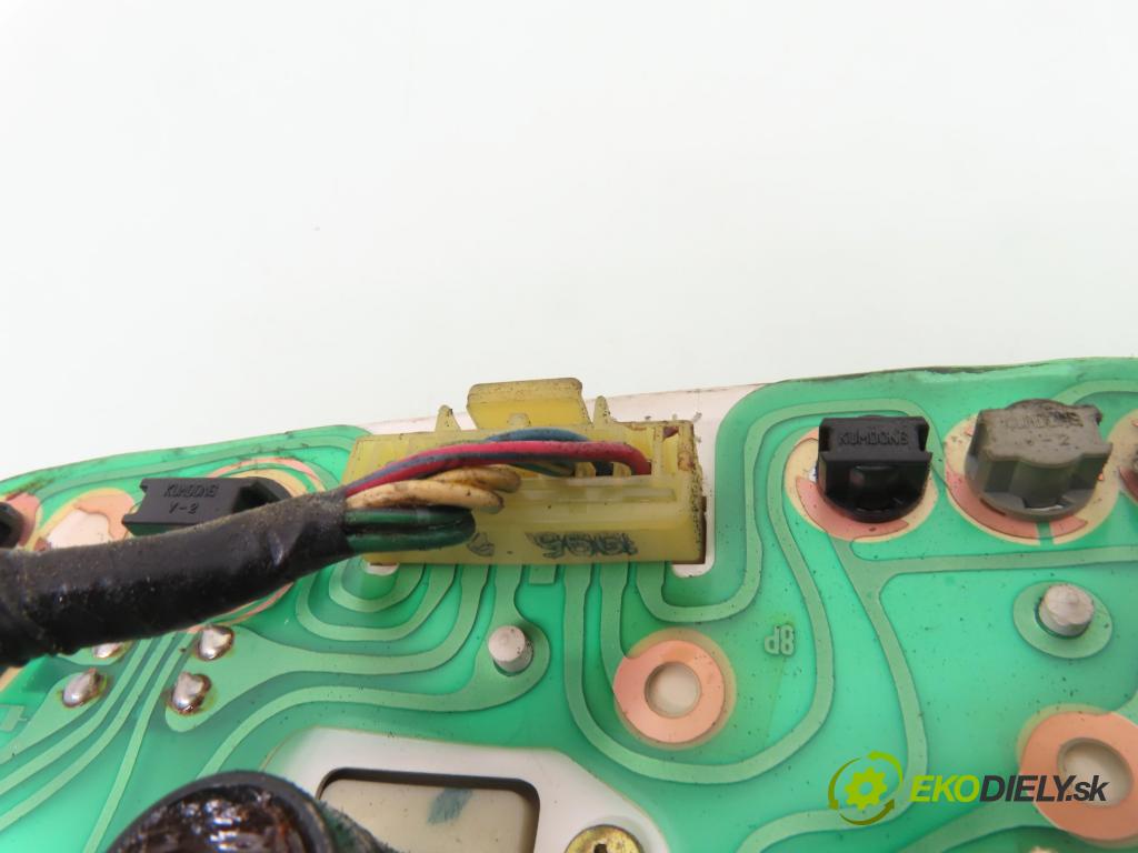 HYUNDAI S COUPE (SLC) COUPE 1995 85,00 1.5 i Turbo - G4EK-TC 1495,00 Prístrojovka elektrický 71103112