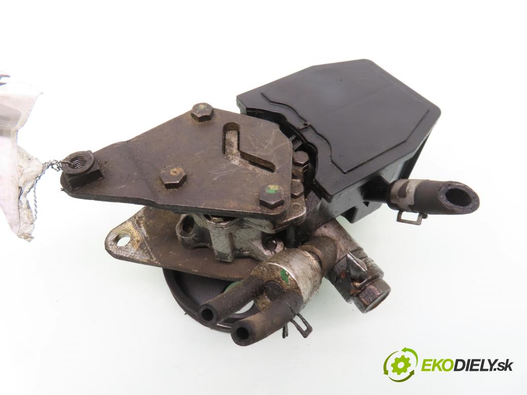 TOYOTA CARINA E (_T19_) KOMBI 1997 78,00 1.6 16V (AT190_) - 4A-FE 1587,00 pumpa servočerpadlo  (Servočerpadlo)