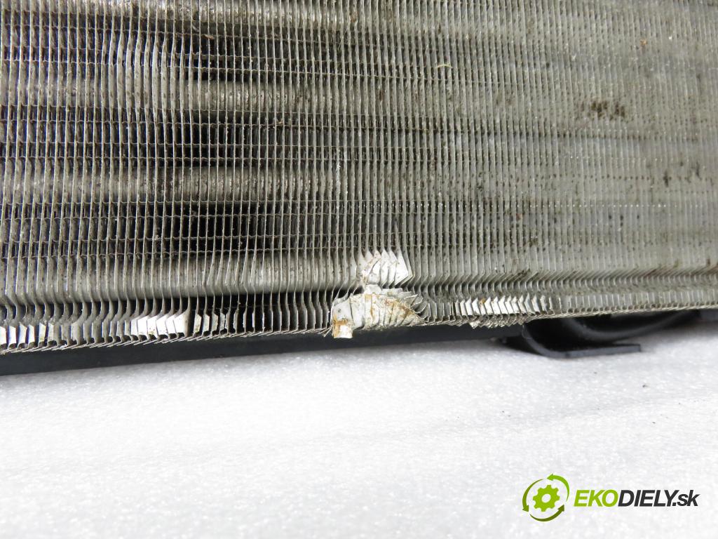 VW PASSAT B6 Variant (3C5) KOMBI 2007 103,00 2.0 TDI 16V - BKP 1968,00 chladič vody