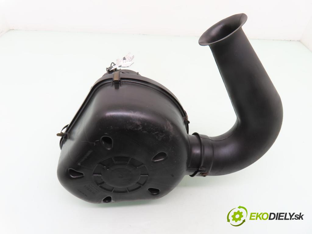 SAAB 900 II LIFTBACK 1995 136,00 2.0 -16 Turbo 185 - B204L 1985,00 Obal filtra vzduchu 4016861 ; 8976813 ; 9391616 (Obal vzduchového filtra)