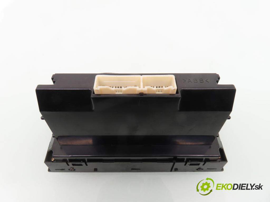 LEXUS IS I (JCE1_, GXE1_) SEDAN 2005 114,00 200 (GXE10) - 1G-FE 1988,00 Panel topení KLIMATRONIK 8865053010 ; 1773004023