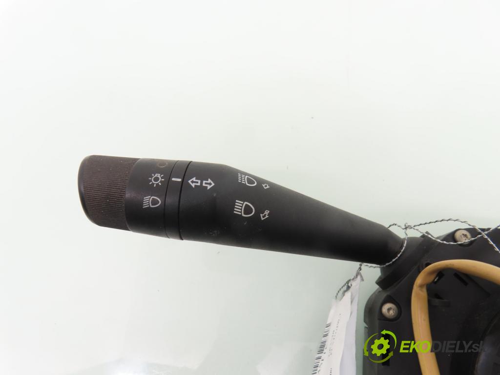 FIAT GRANDE PUNTO (199_) HB 2008 48,00 1.2 - 199 A4.000 1242,00 PAKA/ŘAZENÍ/SADA: 7354104240 ; 619400510