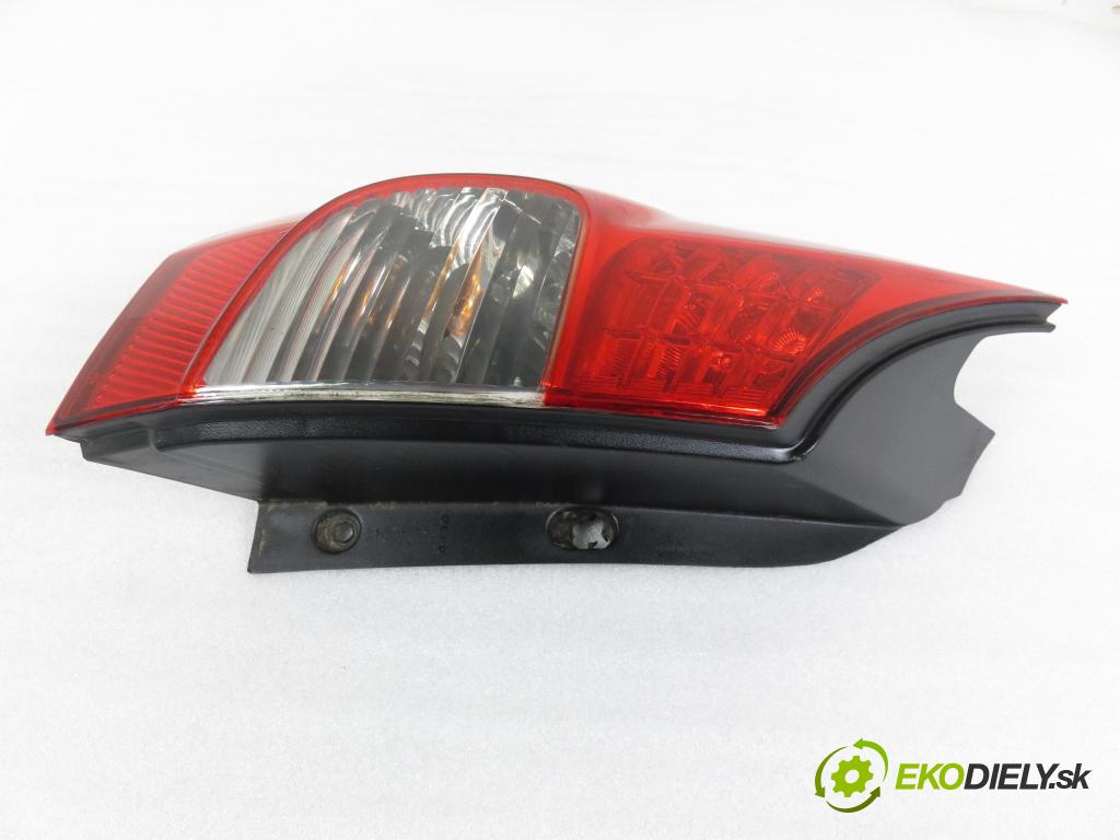 RENAULT SCENIC II (JM0/1_) MINIVAN 2006 63,00 1.5 dCi (JM1F) - K9K 724 1461,00 Svetlo ľavé zadné