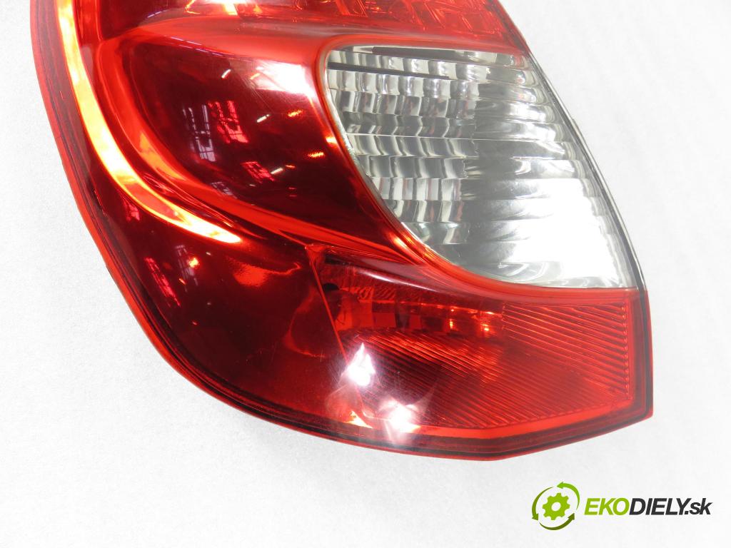 RENAULT SCENIC II (JM0/1_) MINIVAN 2006 63,00 1.5 dCi (JM1F) - K9K 724 1461,00 Svetlo ľavé zadné