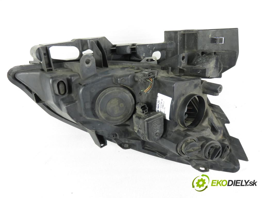 RENAULT SCENIC II (JM0/1_) MINIVAN 2006 63,00 1.5 dCi (JM1F) - K9K 724 1461,00 Svetlo LP