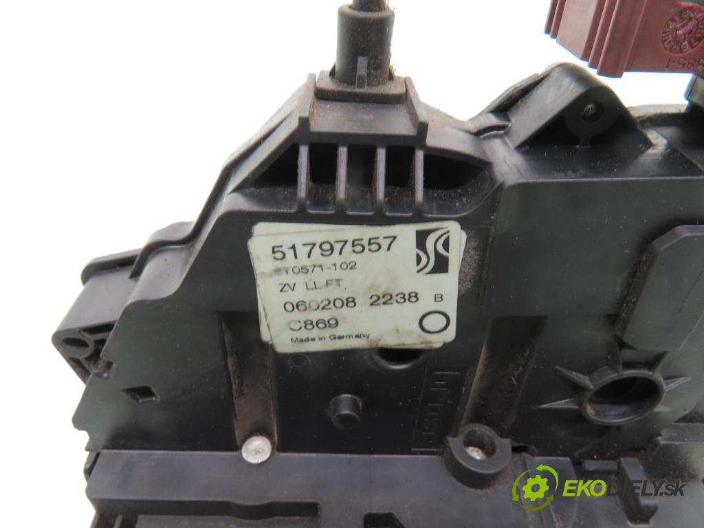 FIAT GRANDE PUNTO (199_) HB 2008 48,00 1.2 - 199 A4.000 1242,00 zámok 51797557