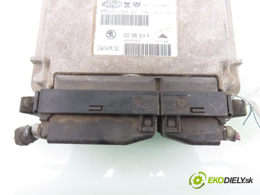 SKODA OCTAVIA I (1U2) SEDAN 1997 55,00 1.6 - AEE 1598,00 řídící jednotka motora 032906014R ; 6160026007