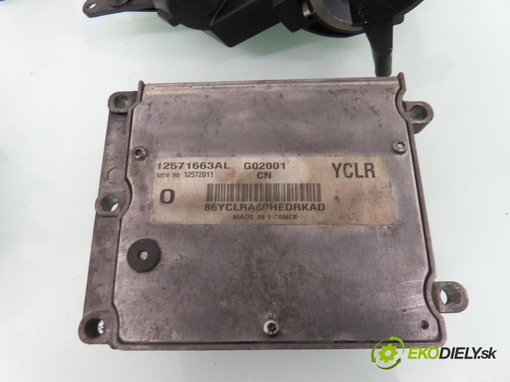 OPEL VECTRA C GTS (Z02) LIFTBACK 2003 108,00 2.2 16V - Z 22 SE 2198,00 spínačka / imobilizéra IMMO / řídící jednotka 12571663AL ; 13112784 ; 13125489
