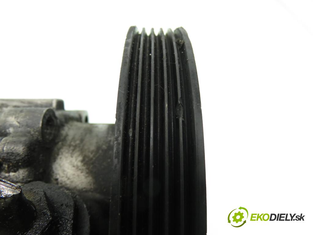 BMW 3 (E46) SEDAN 1999 100,00 320 d 136 - M47 D20 (204D1) 1951,00 pumpa servočerpadlo 1095155 (Servočerpadlo)