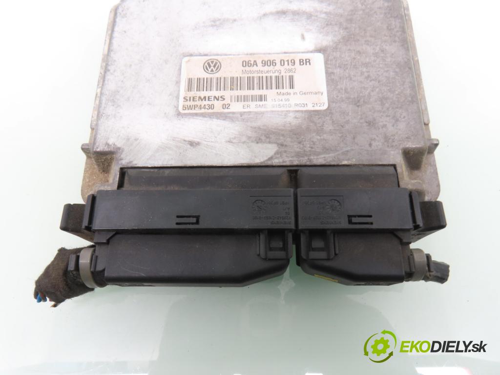 SEAT TOLEDO II (1M2) SEDAN 1999 74,00 1.6 - AEH 1595,00 Riadiaca jednotka Motor 06A906019BR ; 5WP4430