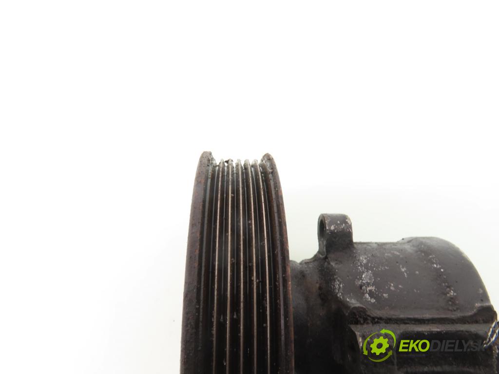 SAAB 900 II LIFTBACK 1995 136,00 2.0 -16 Turbo 185 - B204L 1985,00 pumpa servočerpadlo  (Servočerpadlo)