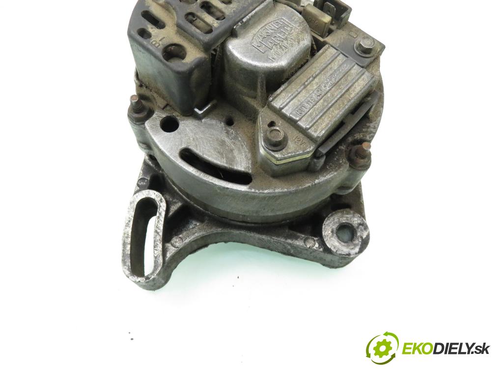 FIAT UNO (146_) HB 1994 33,00 1 - 156 A2.000 999,00 Alternátor 63320001 (Alternátor)