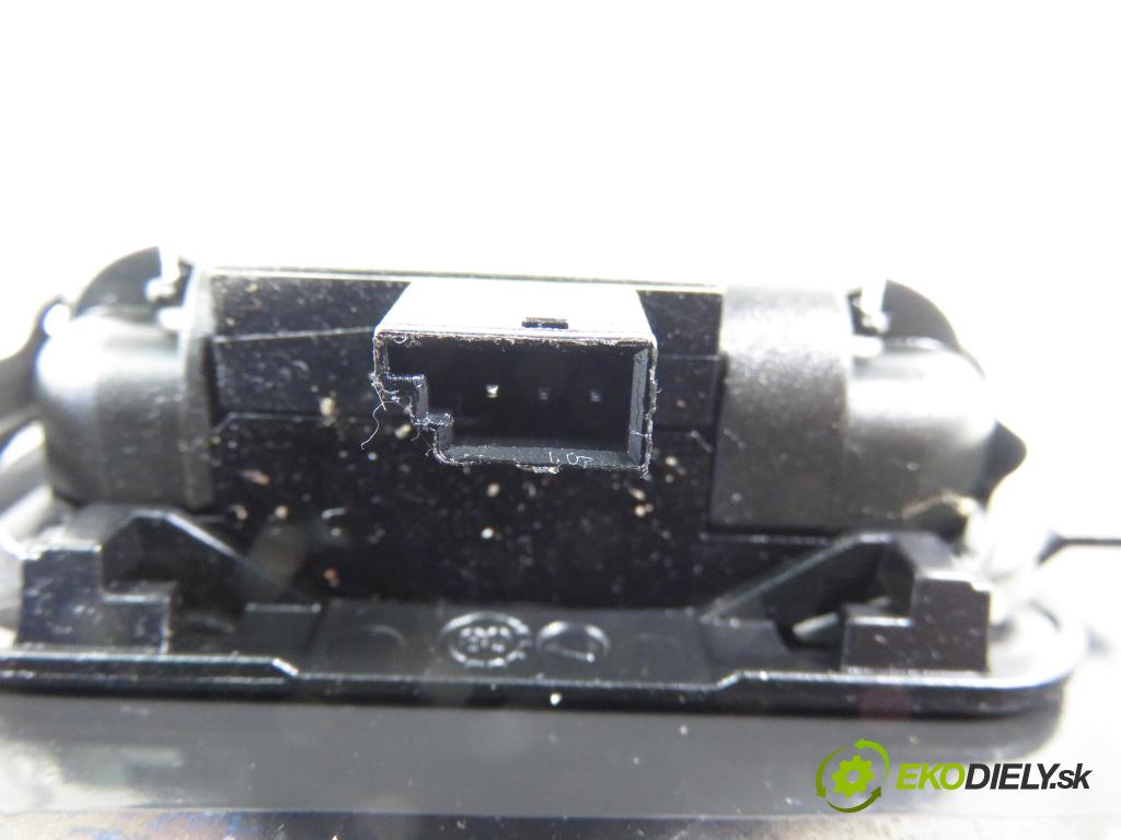 OPEL VECTRA C (Z02) LIFTBACK 2002 74,00 2.0 DTI 16V 101 - Y 20 DTH 1995,00 Okno čelná 13107804