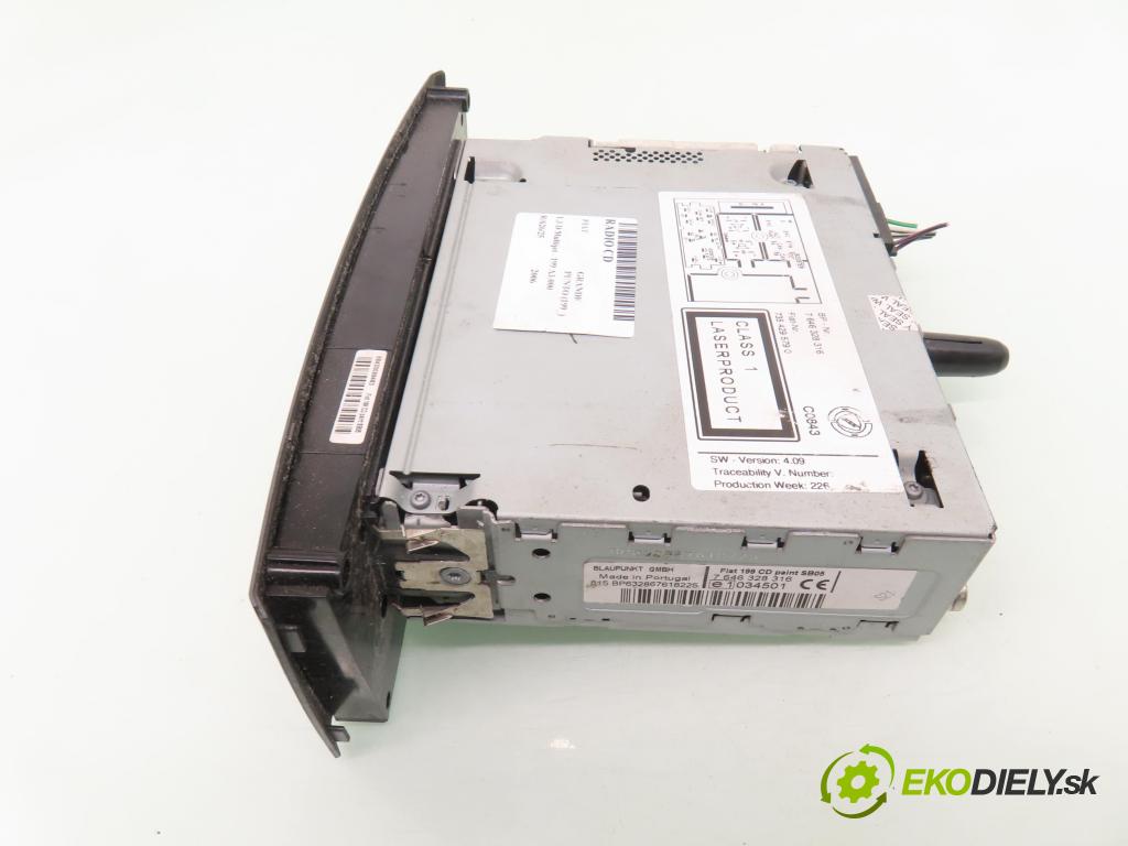 FIAT GRANDE PUNTO (199_) HB 2006 66,00 1.3 D Multijet 90 - 199 A3.000 1248,00 RADIO CD 7646328316
