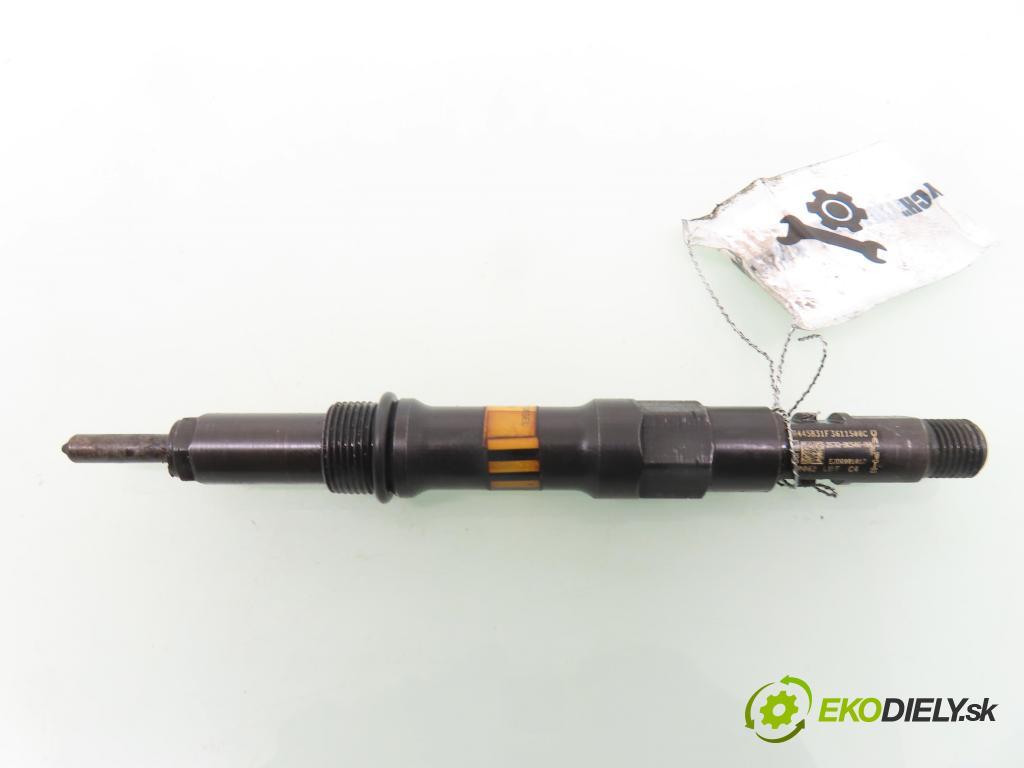 FORD MONDEO III (B5Y) SEDAN 2001 96,00 2.0 TDCi - FMBA 1998,00 vstrekovač 2S7Q9K546AH ; EJDR001017 (Vstrekovač paliva)