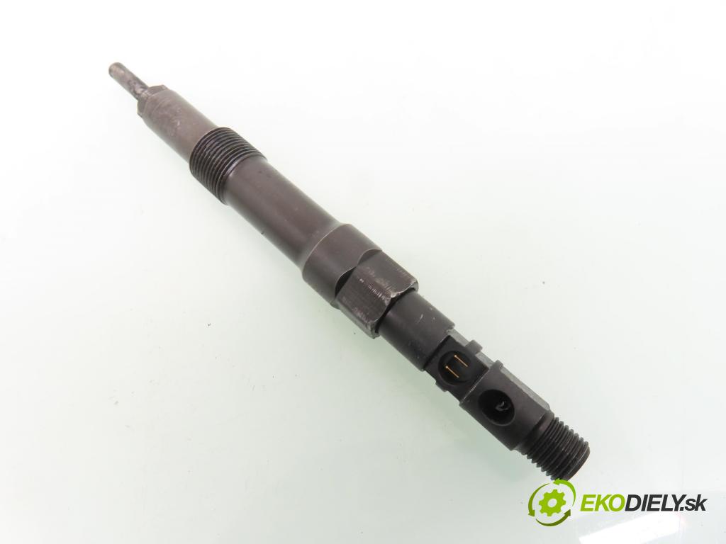 FORD MONDEO III (B5Y) SEDAN 2001 96,00 2.0 TDCi - FMBA 1998,00 vstrekovač 2S7Q9K546AH ; EJDR001017 (Vstrekovač paliva)