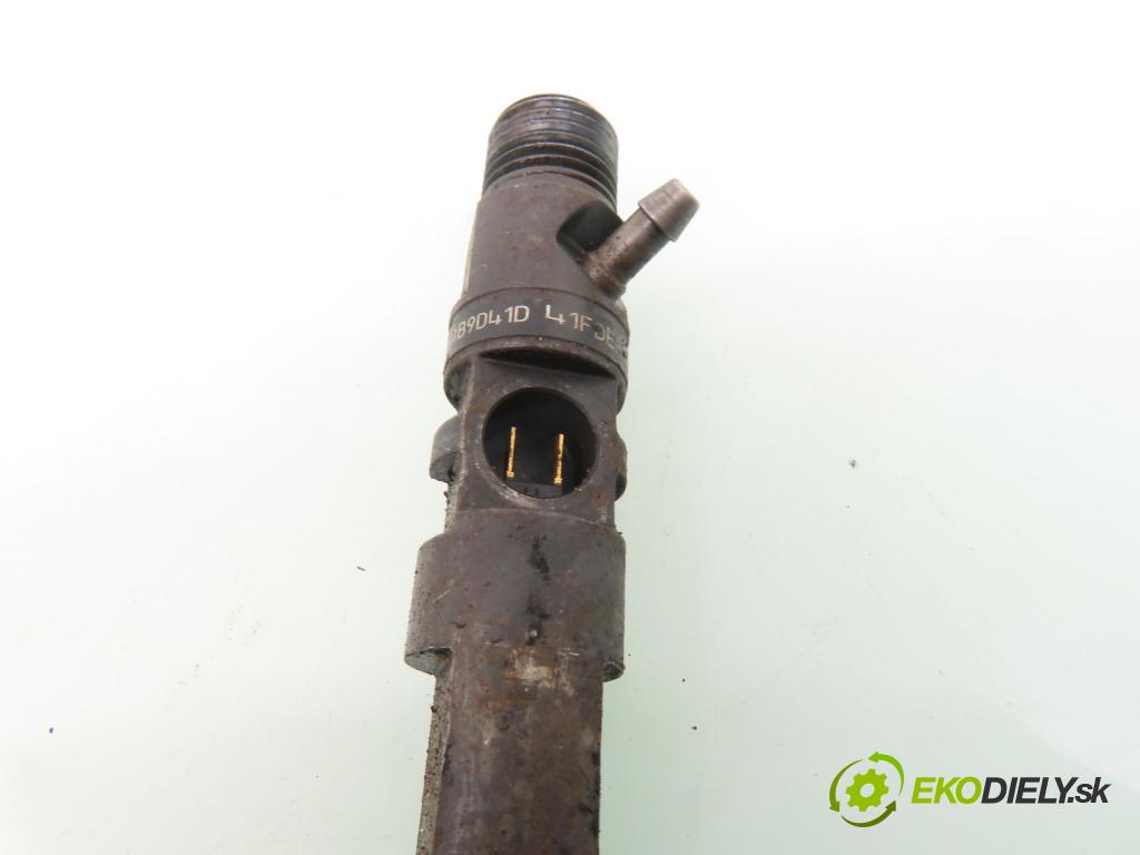 RENAULT MEGANE II (BM0/1_, CM0/1_) HB 2002 60,00 1.5 dCi 82 - K9K 722 1461,00 vstrekovač 28232251 ; 166001137R ; H8200421897 (Vstrekovač paliva)