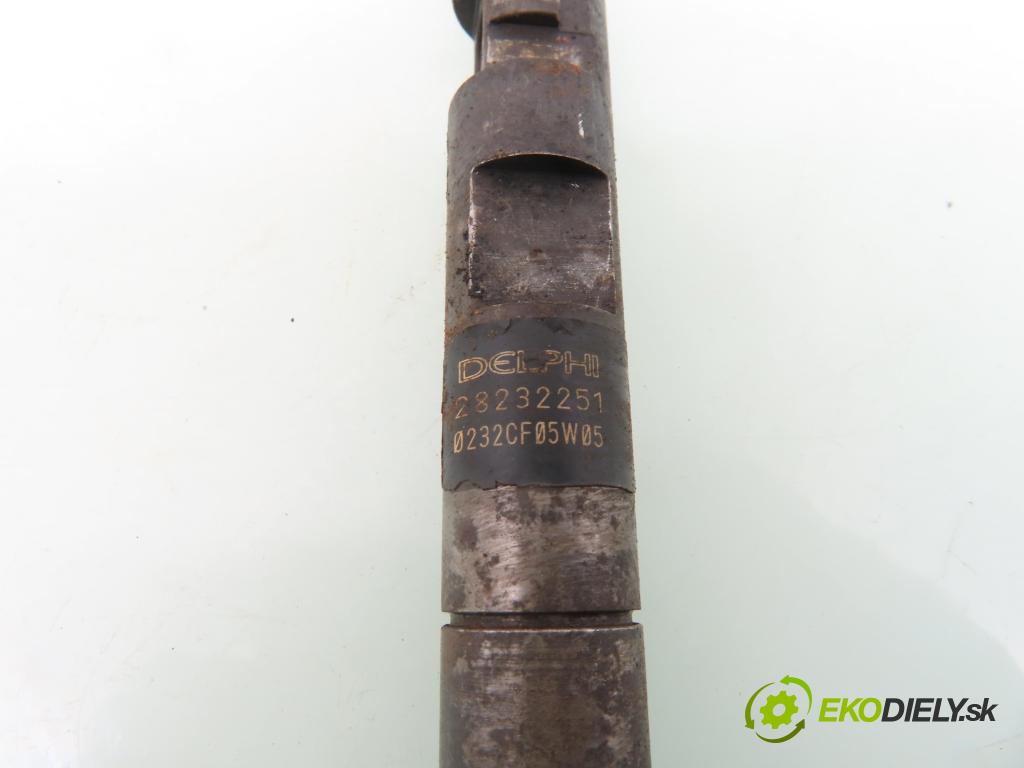 RENAULT MEGANE II (BM0/1_, CM0/1_) HB 2002 60,00 1.5 dCi 82 - K9K 722 1461,00 vstrekovač 28232251 ; 166001137R ; H8200421897 (Vstrekovač paliva)