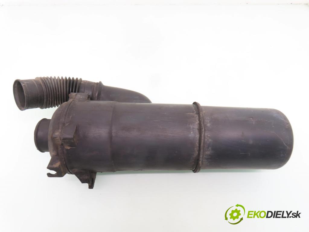 FIAT DOBLO nadwozie wielkoprzestrzenne (MPV) (119_, 223_) FURGON 2002 74,00 1.9 JTD 100 - 182 B9.000 1910,00 Obal filtra vzduchu 46792662 ; 46816118 (Obal vzduchového filtra)