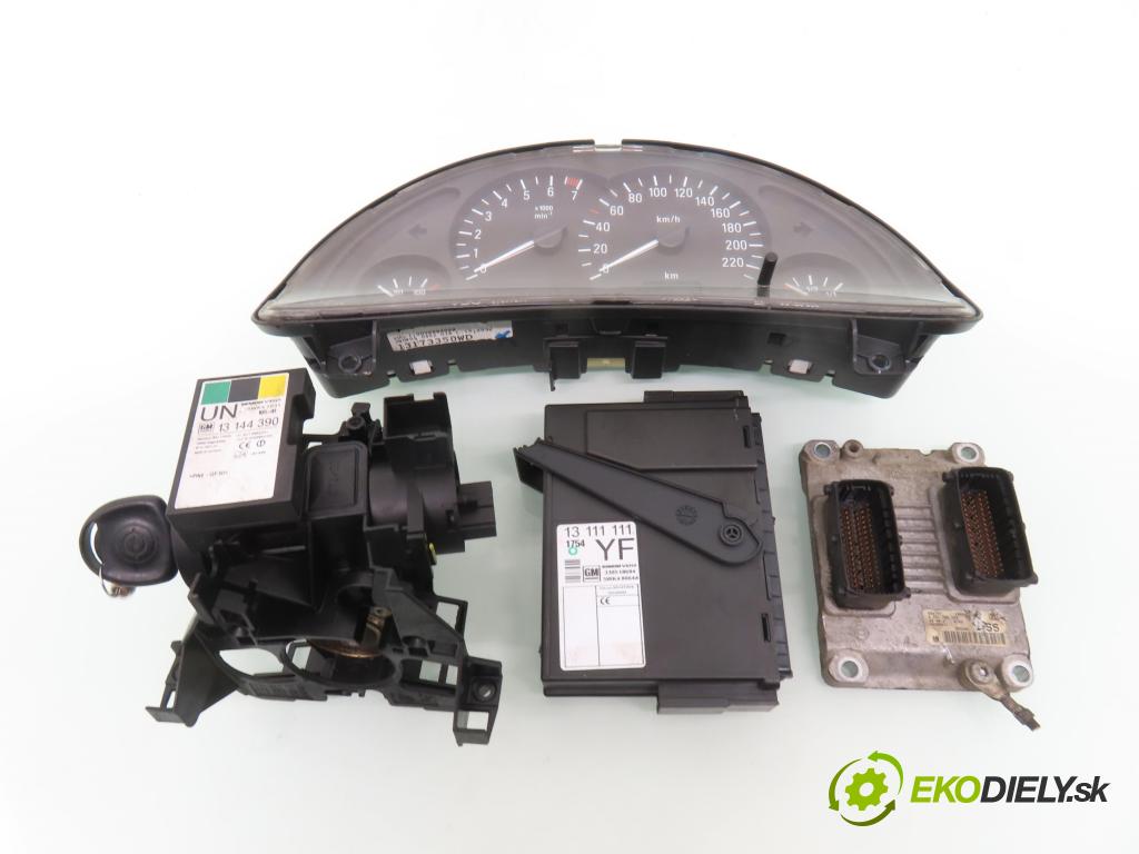 OPEL CORSA C (X01) HB 2006 59,00 1.2 16V Twinport 80 - Z 12 XEP 1229,00 spínačka / imobilizéra IMMO / řídící jednotka 0261208253 ; 55352622 ; 13173350WD