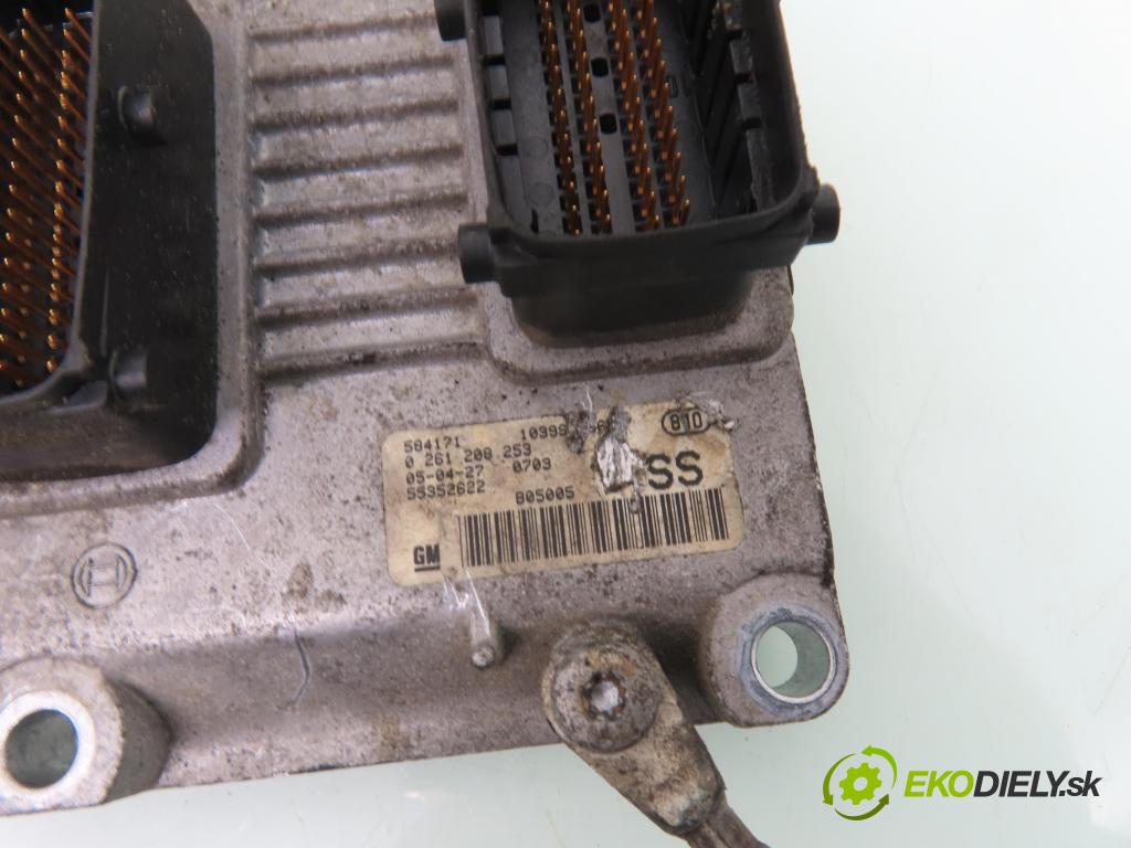 OPEL CORSA C (X01) HB 2006 59,00 1.2 16V Twinport 80 - Z 12 XEP 1229,00 spínačka / imobilizéra IMMO / řídící jednotka 0261208253 ; 55352622 ; 13173350WD