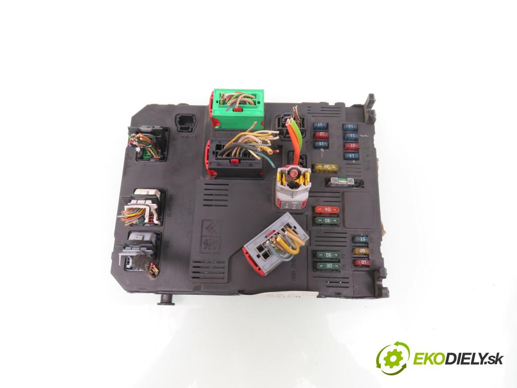 PEUGEOT 206 SW (2E/K) KOMBI 2003 50,00 1.4 HDi - 8HX (DV4TD) 1398,00 MODUL BSI 9650584580