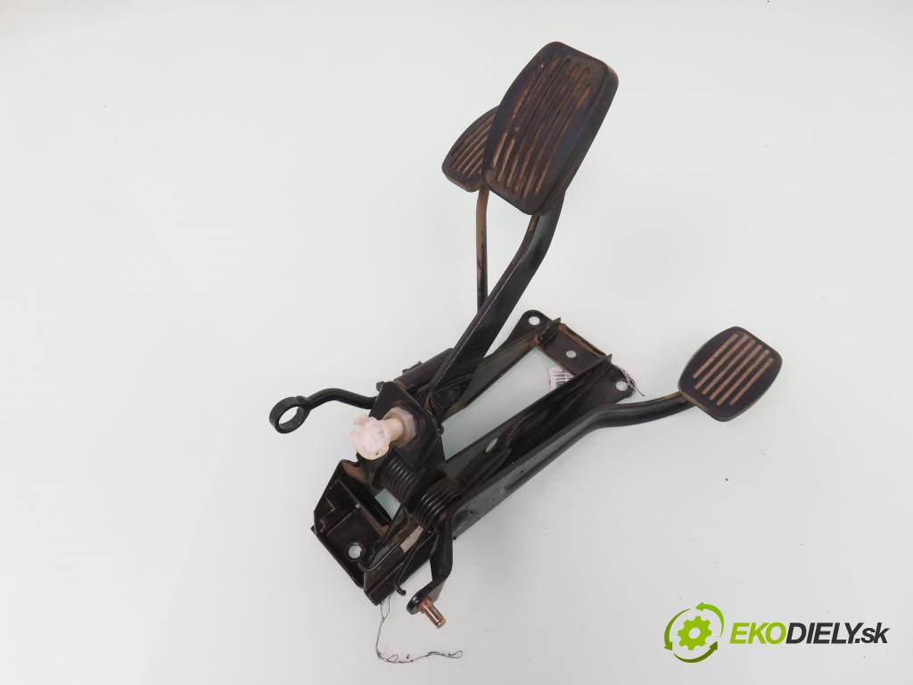 SKODA FELICIA II (6U1) HB 2000 55,00 1.6 MPI 75 - AEE 1598,00 PEDALY 443611013030