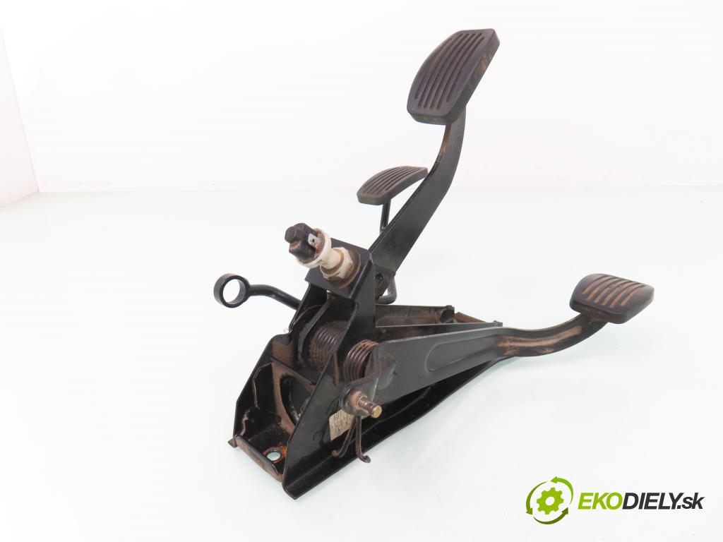 SKODA FELICIA I pick-up (6UF, 6U7) PICK-UP 1999 40,00 1.3 - AMG 1289,00 PEDALY 6U1721031