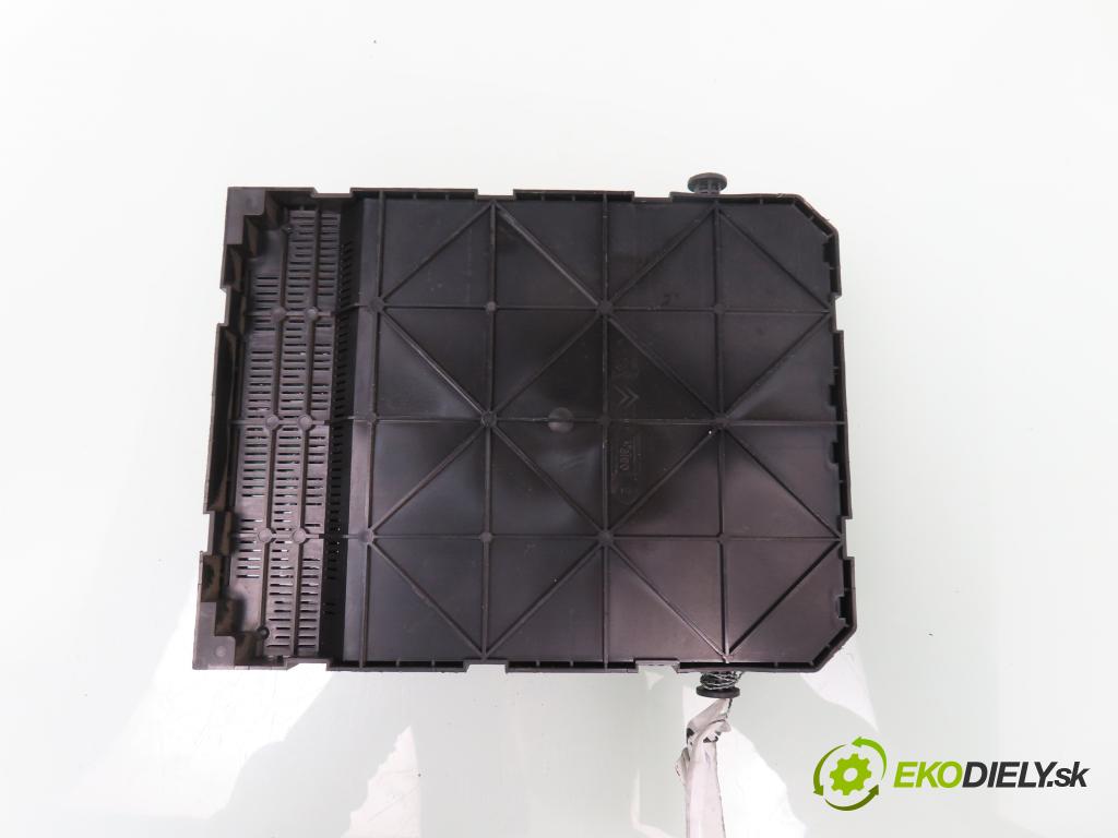 CITROEN C3 I (FC_) HB 2003 50,00 1.4 HDi 8V - 8HX 1398,00 MODUL BSI 9664156780