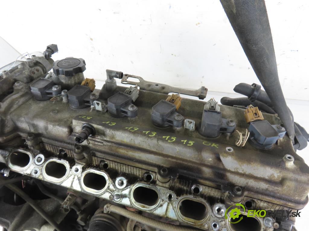 LEXUS IS I (JCE1_, GXE1_) SEDAN 2005 114,00 200 (GXE10) - 1G-FE 1988,00 motor BENZÍN 1GFE