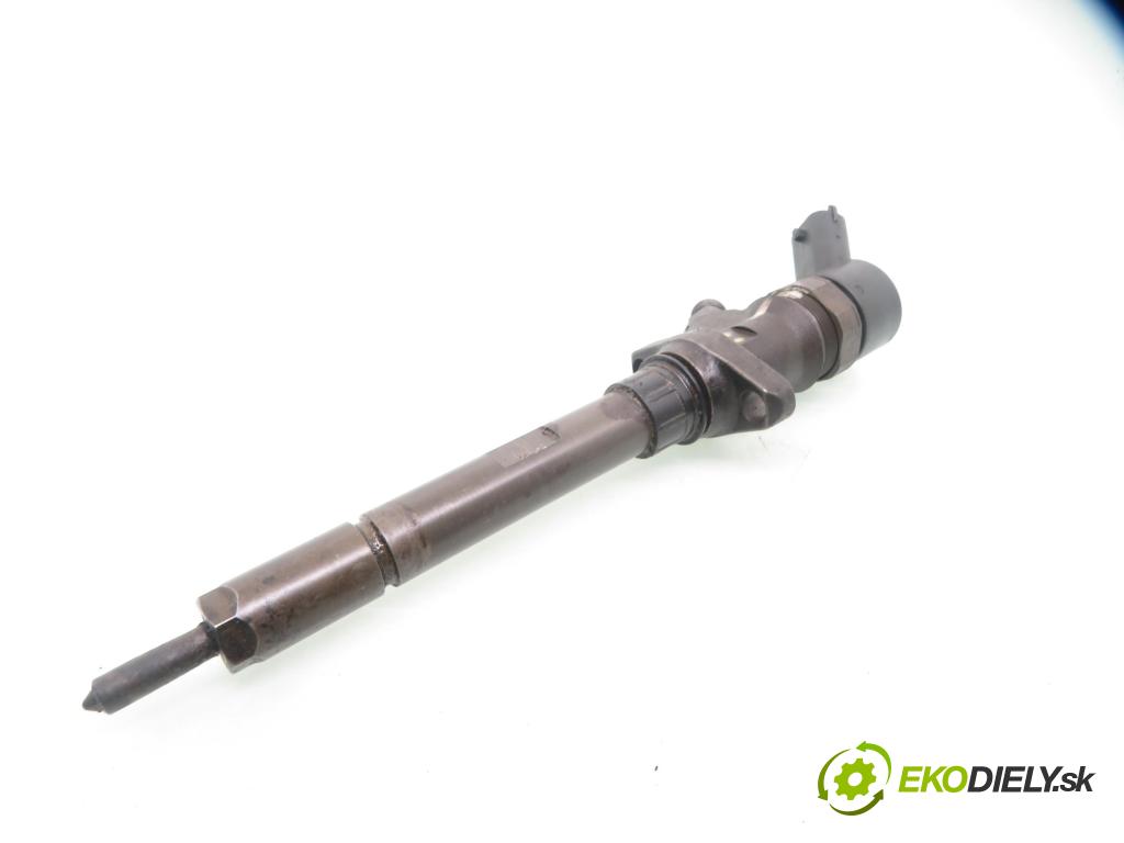 PEUGEOT 607 (9D, 9U) SEDAN 2001 98,00 2.2 HDI - 4HX (DW12TED4/FAP) 2179,00 vstřikovač 0445110036 ; 9637277980 (Vstřikovač paliva)