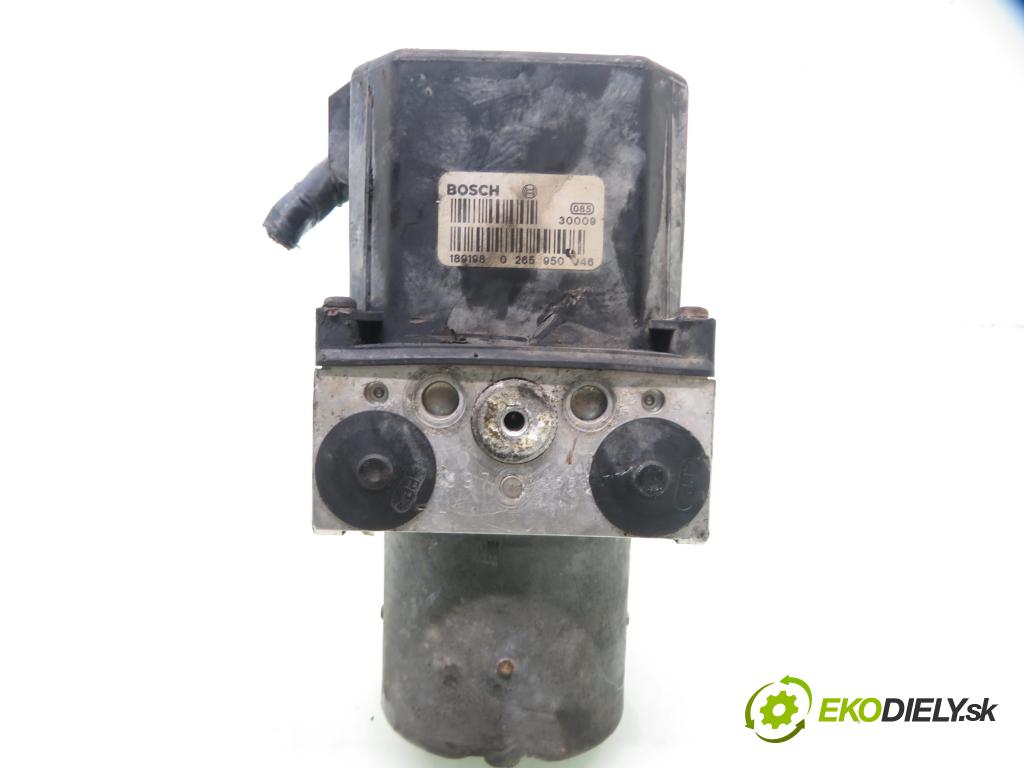 RENAULT MEGANE I (BA0/1_) KOMBI 1999 79,00 1.6 16V 107 - K4M 708 1598,00 Pumpa ABS 8200090690 ; 0265225107 ; 0265950046 (Pumpa ABS)