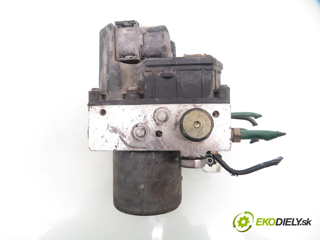 RENAULT MEGANE I (BA0/1_) KOMBI 1999 79,00 1.6 16V 107 - K4M 708 1598,00 Pumpa ABS 8200090690 ; 0265225107 ; 0265950046 (Pumpa ABS)