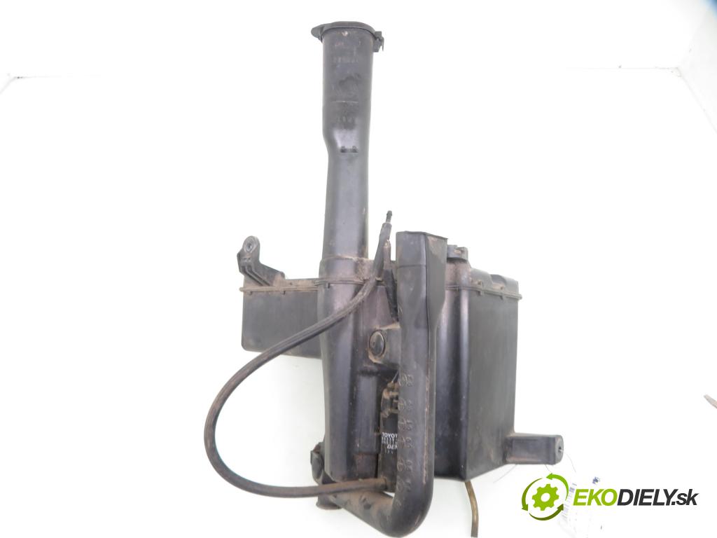 LEXUS IS I (JCE1_, GXE1_) SEDAN 2005 114,00 200 (GXE10) - 1G-FE 1988,00 Nádržka ostrekovačov 060351981 ; 0602103960 (Kľučka dverí ostatné)