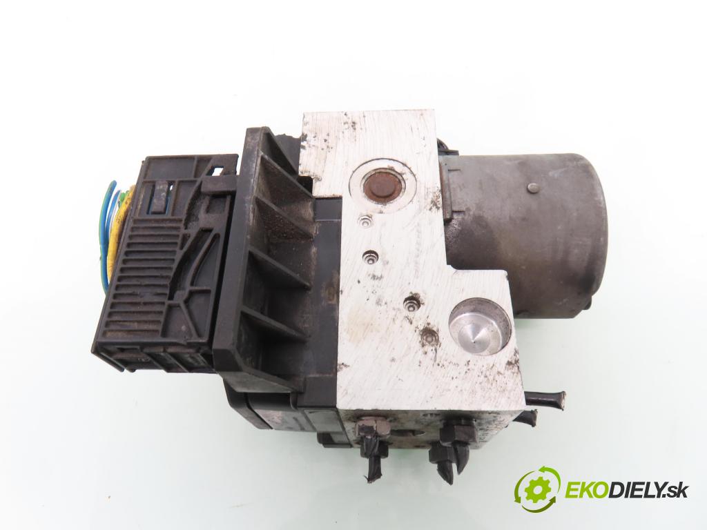 VW PASSAT B5.5 (3B3) SEDAN 2000 74,00 1.9 TDI PD 101 - AVB 1896,00 Pumpa ABS 0265202401 ; 8E0614111T (Pumpa ABS)