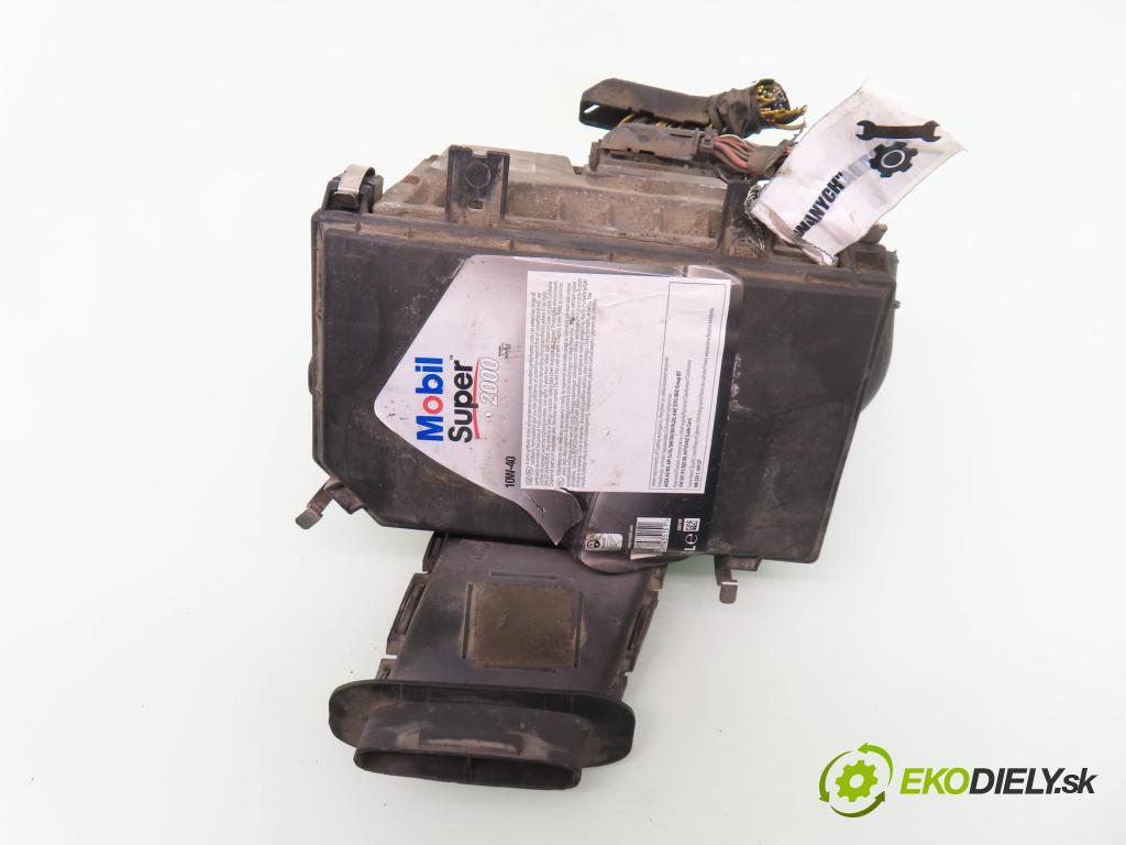 SMART FORTWO Coupe (450) HB 2004 45,00 0.6 R3 (450.332) - M 160.910 599,00 Riadiaca jednotka Motor 0010020V001 ; 0261205006