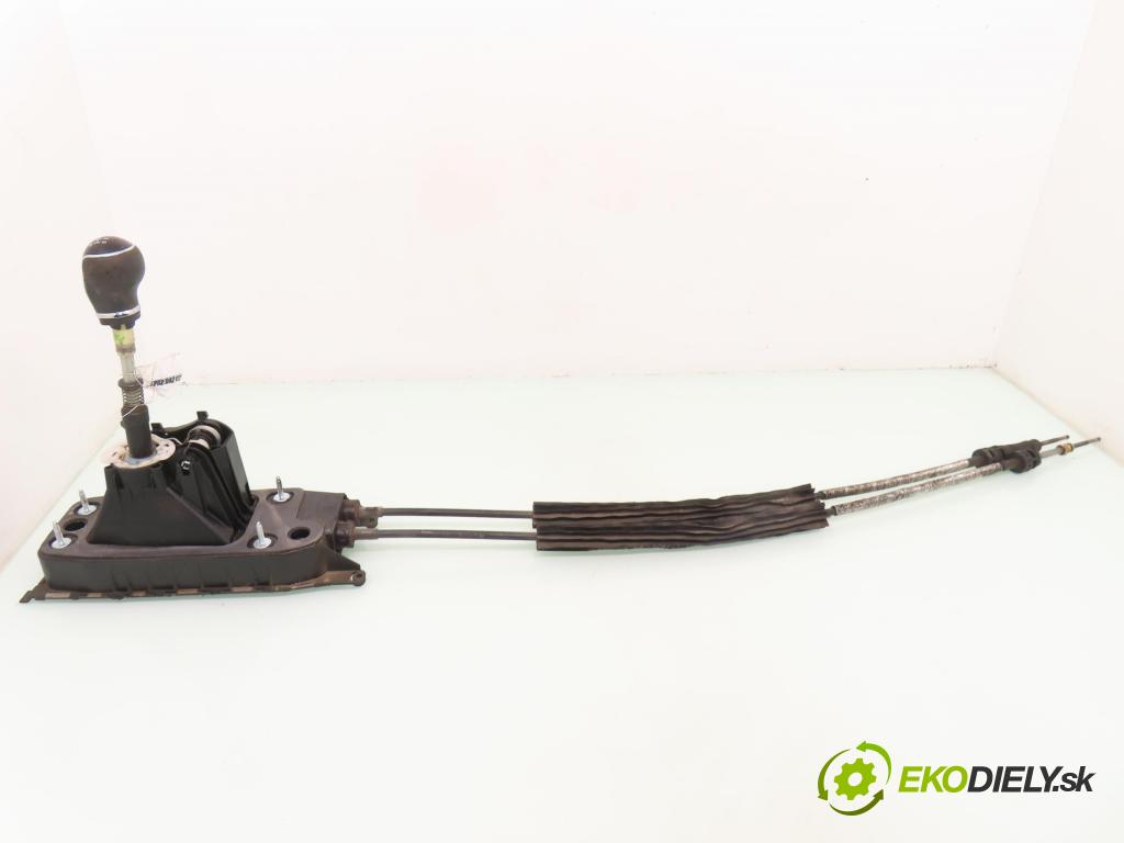 SEAT LEON (5F1) HB 2014 110,00 2.0 TDI CR 150 - CKFC 1968,00 ZVEDÁK: 5Q0711049AQ
